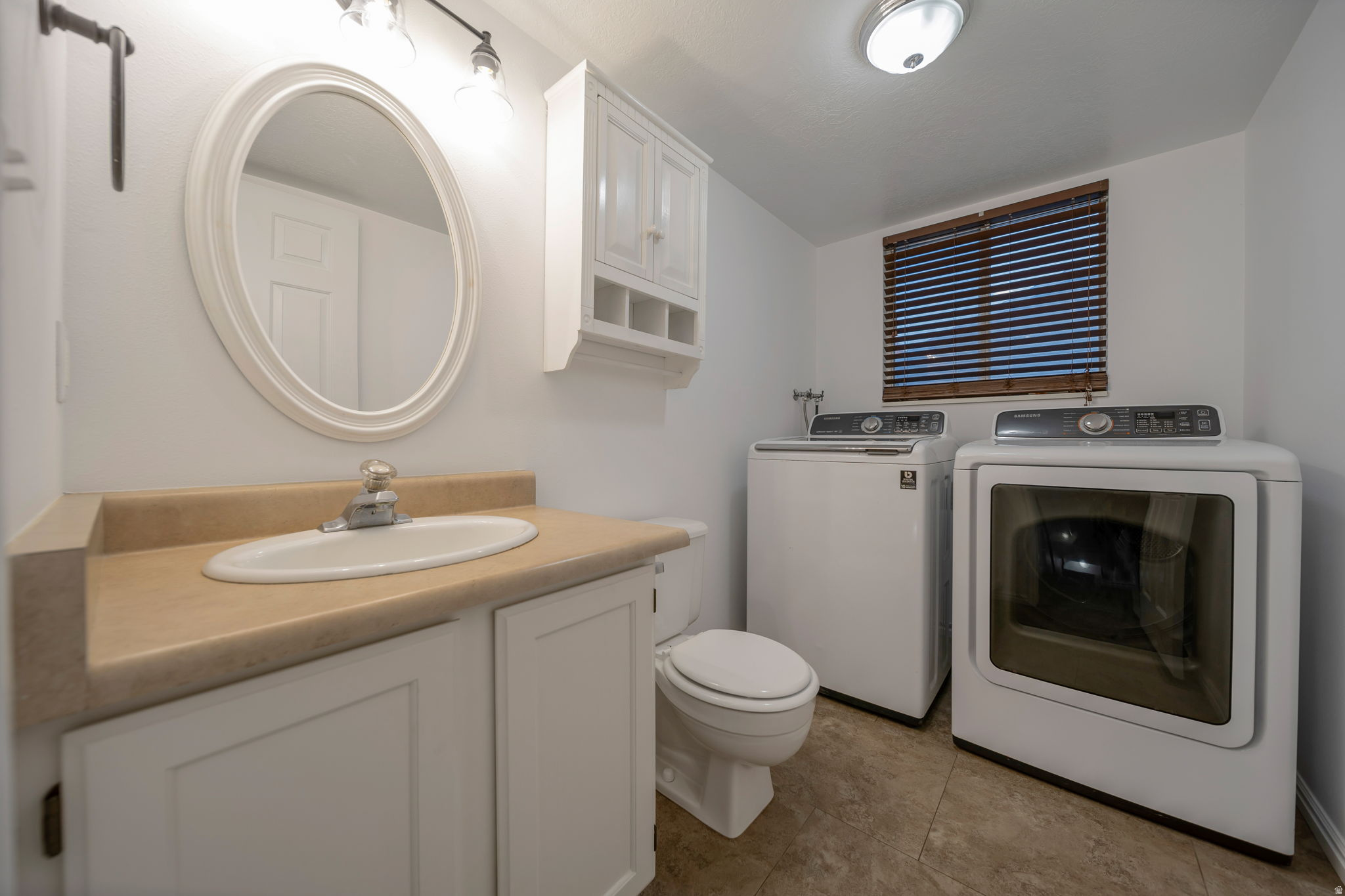 HILL CREST ACRES - Residential