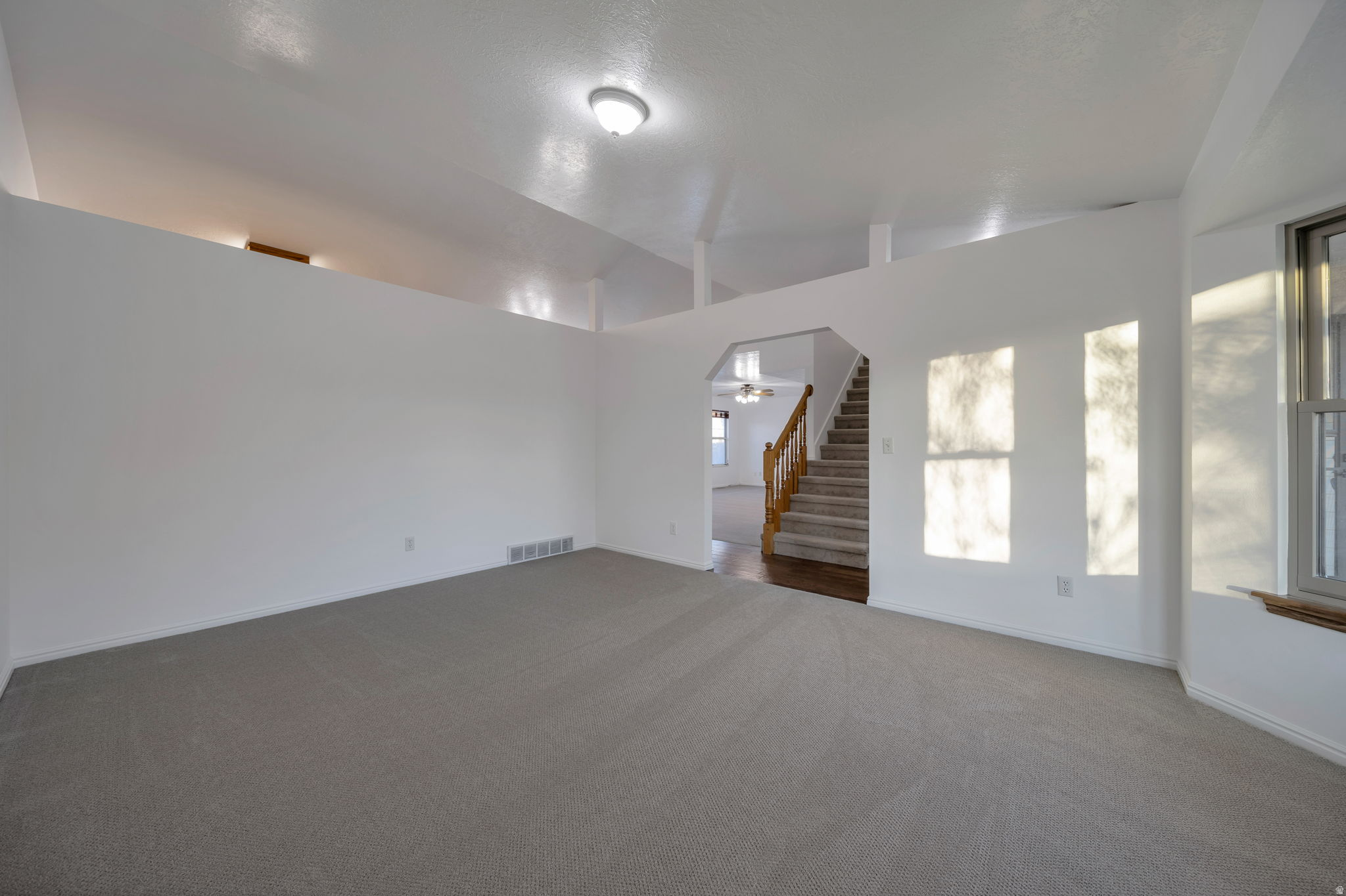 HILL CREST ACRES - Residential