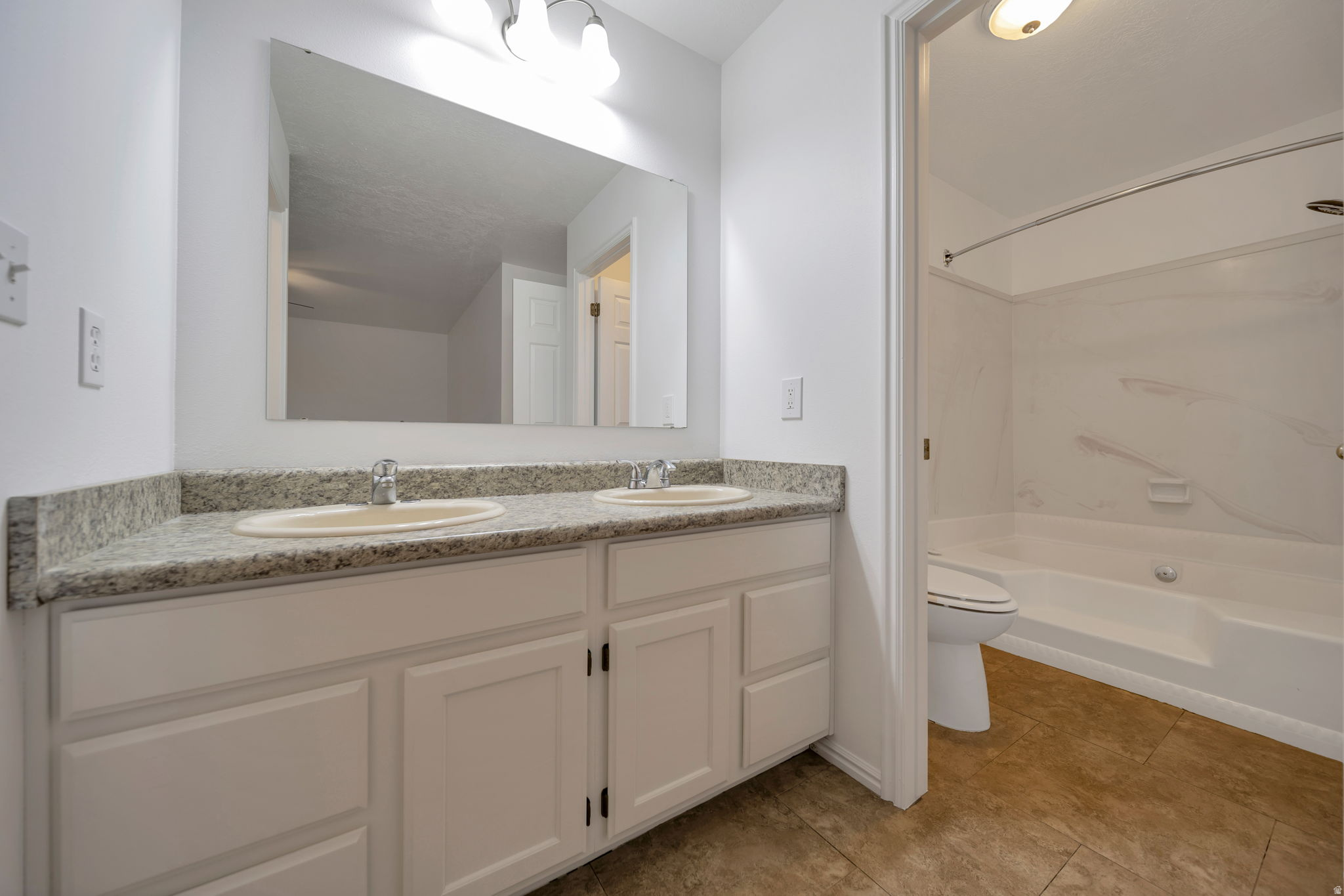 HILL CREST ACRES - Residential