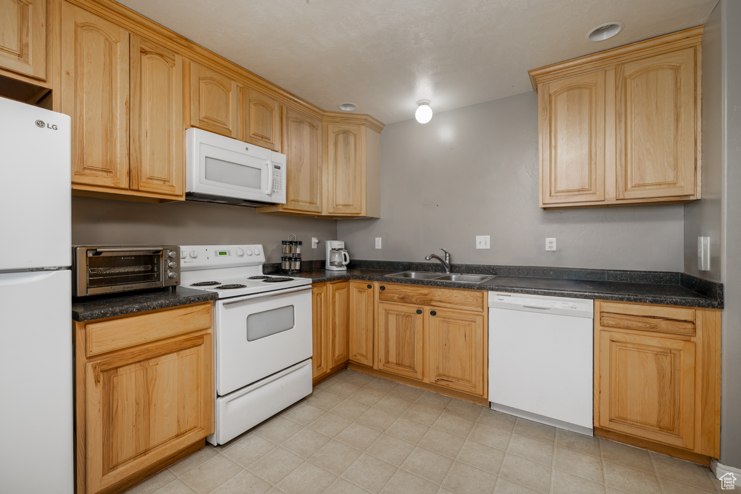277 E 1220, Vernal, Utah image 12