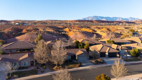 Tiny photo for 933 N OCOTILLO DR, Washington, UT 84780 (MLS # 2136441)