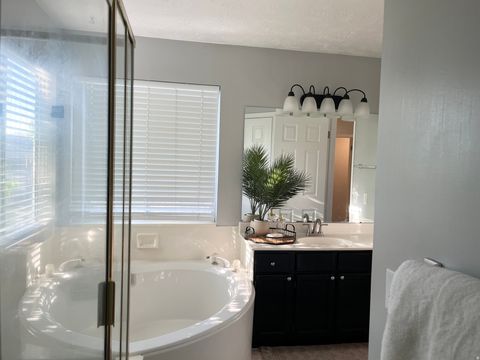 Tiny photo for 1317 E KNOLLWOOD DR, Sandy, UT 84092 (MLS # 2155804)