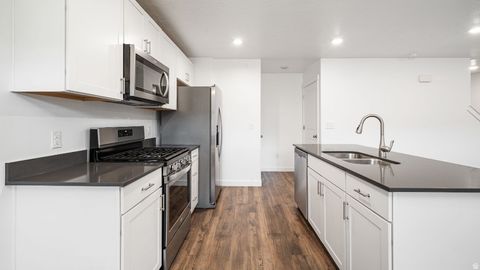 Tiny photo for 1848 S 410 W, Payson, UT 84651 (MLS # 2135511)