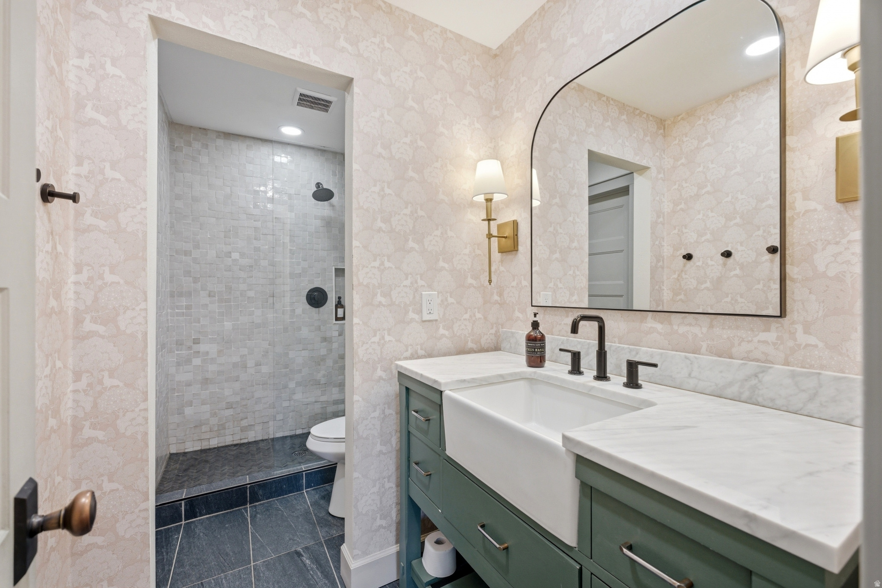 RED PINE CHALETS CONDO - Residential