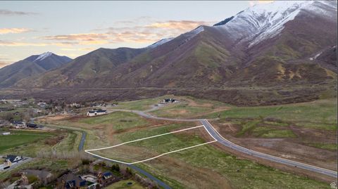 Tiny photo for 2042 S VALLEY DR #57, Mapleton, UT 84664 (MLS # 2144302)