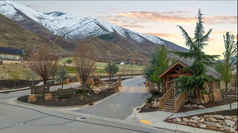 Tiny photo for 2042 S VALLEY DR #57, Mapleton, UT 84664 (MLS # 2144302)