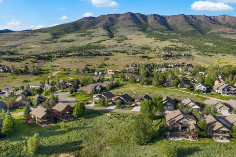 Tiny photo for 5917 E BIG HORN PKWY, Eden, UT 84310 (MLS # 2162974)