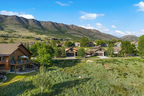 Tiny photo for 5917 E BIG HORN PKWY, Eden, UT 84310 (MLS # 2162974)