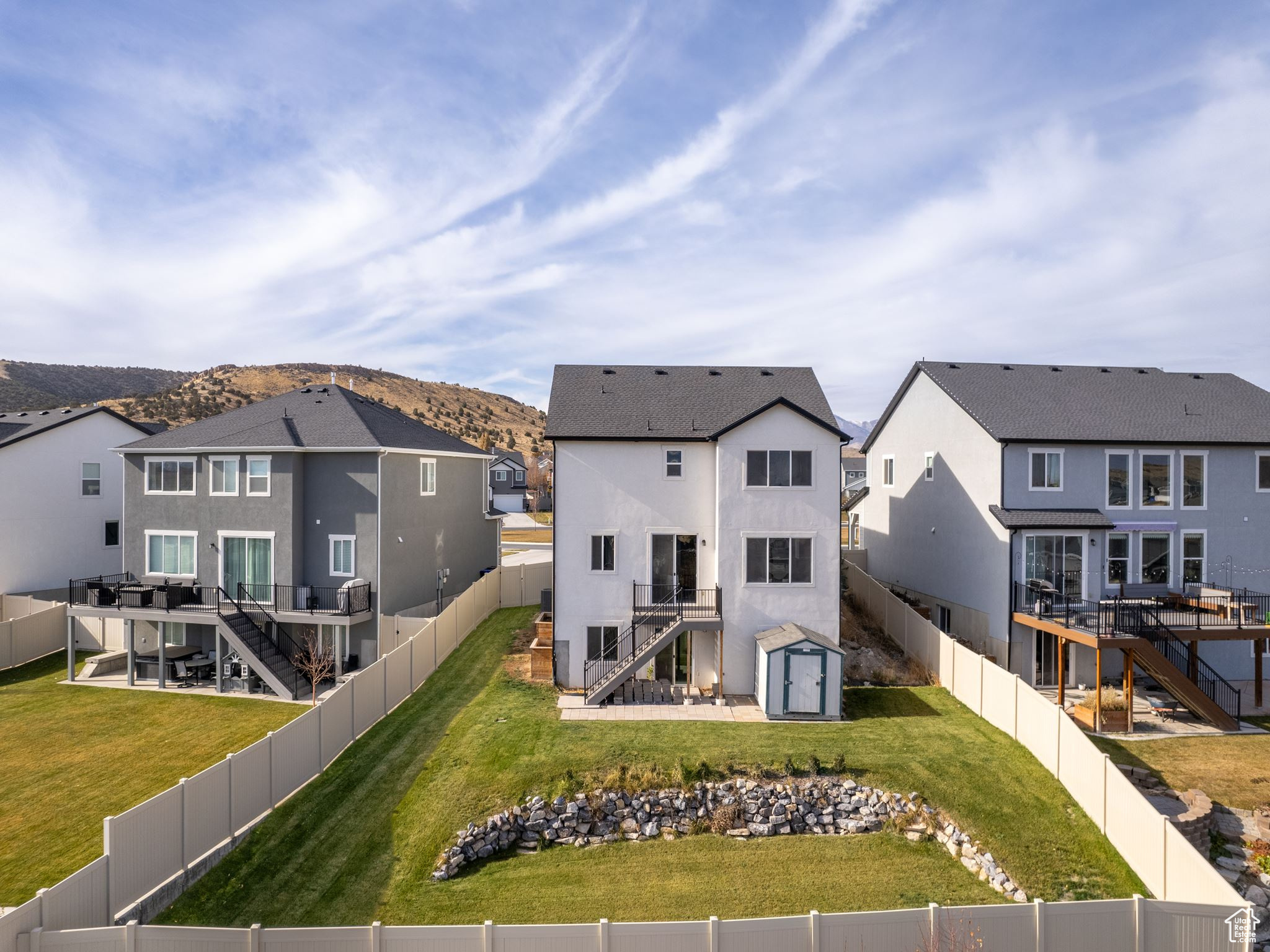 Eagle Mountain, Utah 84005, United States, 4 Bedrooms Bedrooms, ,4 BathroomsBathrooms,Residential,Pending,52649