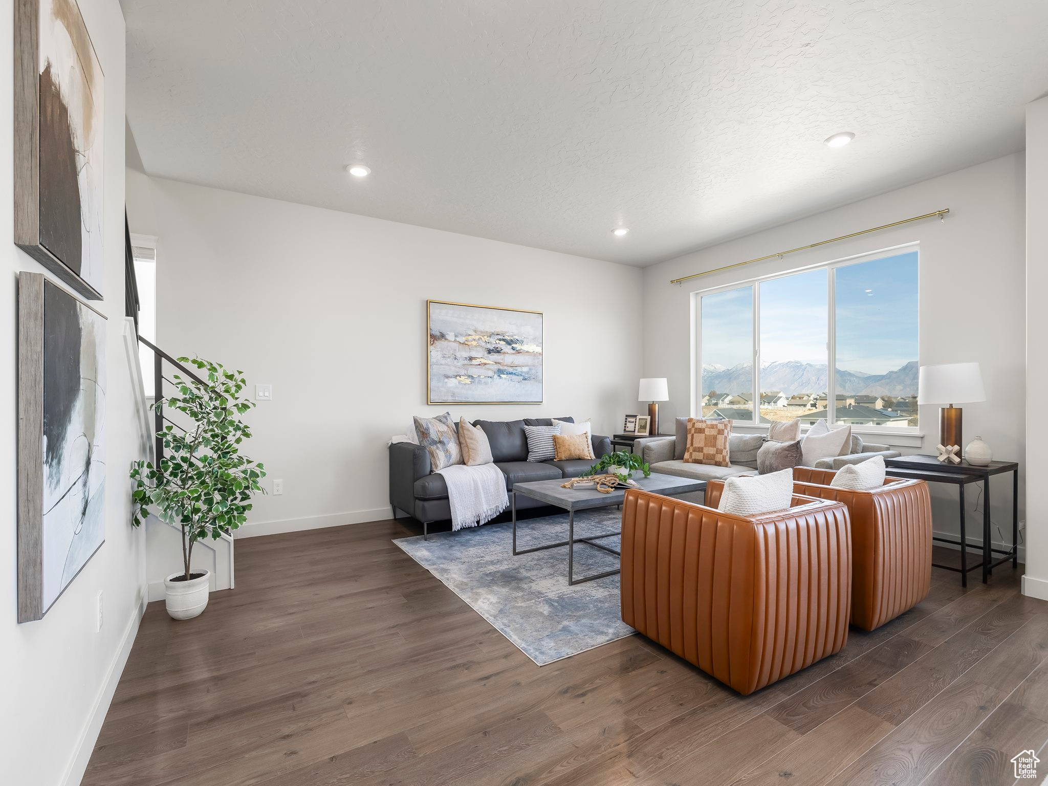 Eagle Mountain, Utah 84005, United States, 4 Bedrooms Bedrooms, ,4 BathroomsBathrooms,Residential,Pending,52649