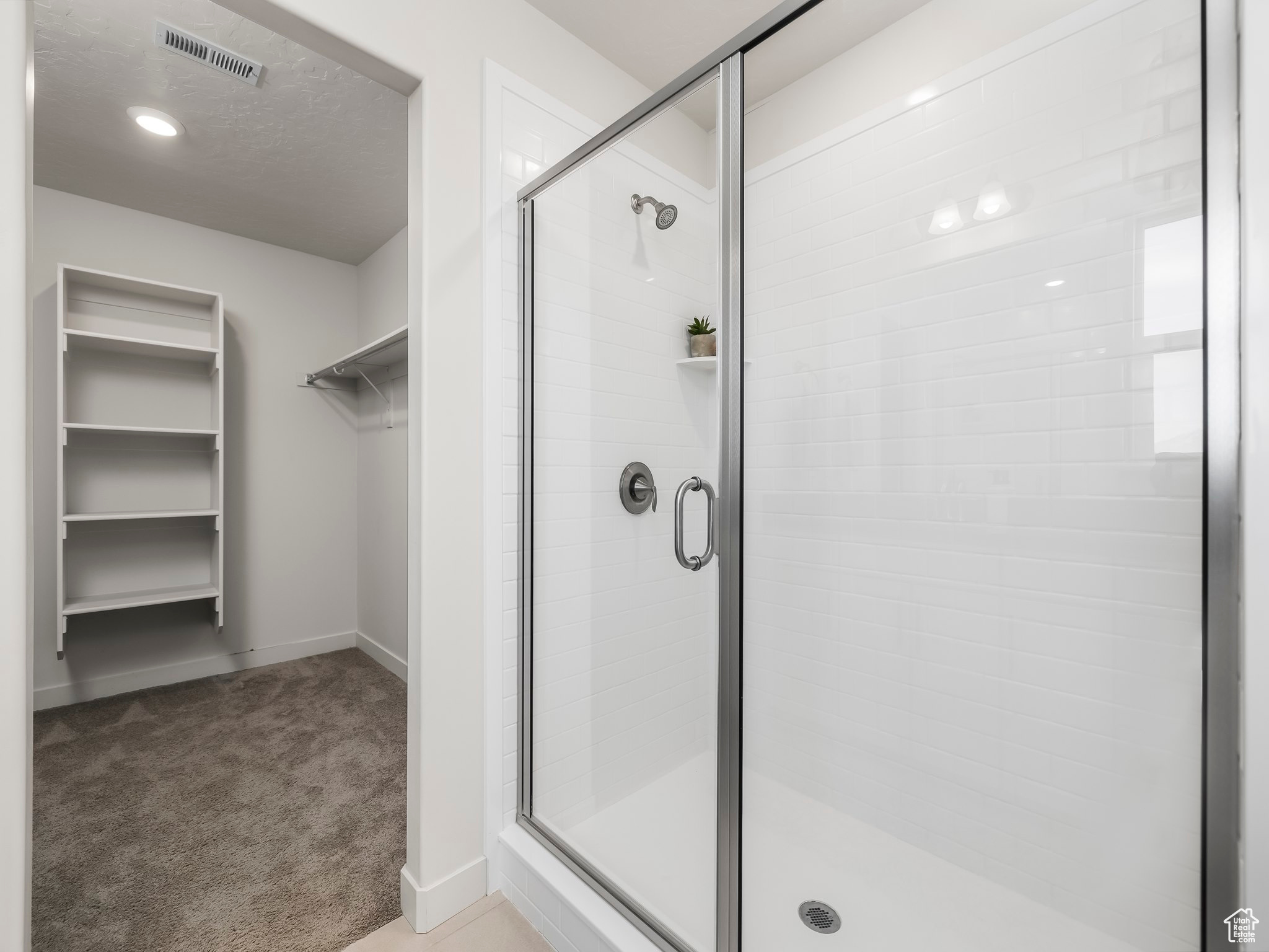 Eagle Mountain, Utah 84005, United States, 4 Bedrooms Bedrooms, ,4 BathroomsBathrooms,Residential,Pending,52649