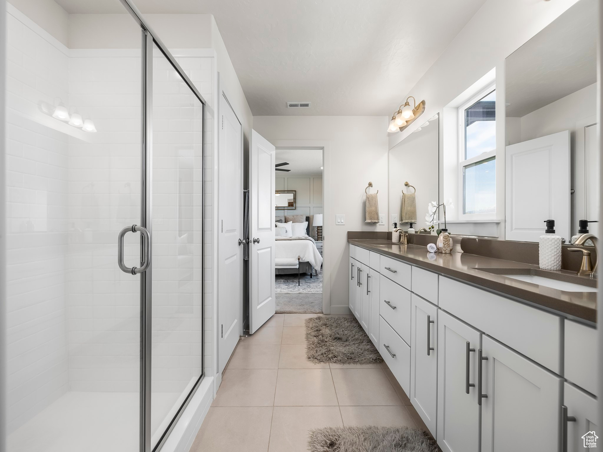 Eagle Mountain, Utah 84005, United States, 4 Bedrooms Bedrooms, ,4 BathroomsBathrooms,Residential,Pending,52649