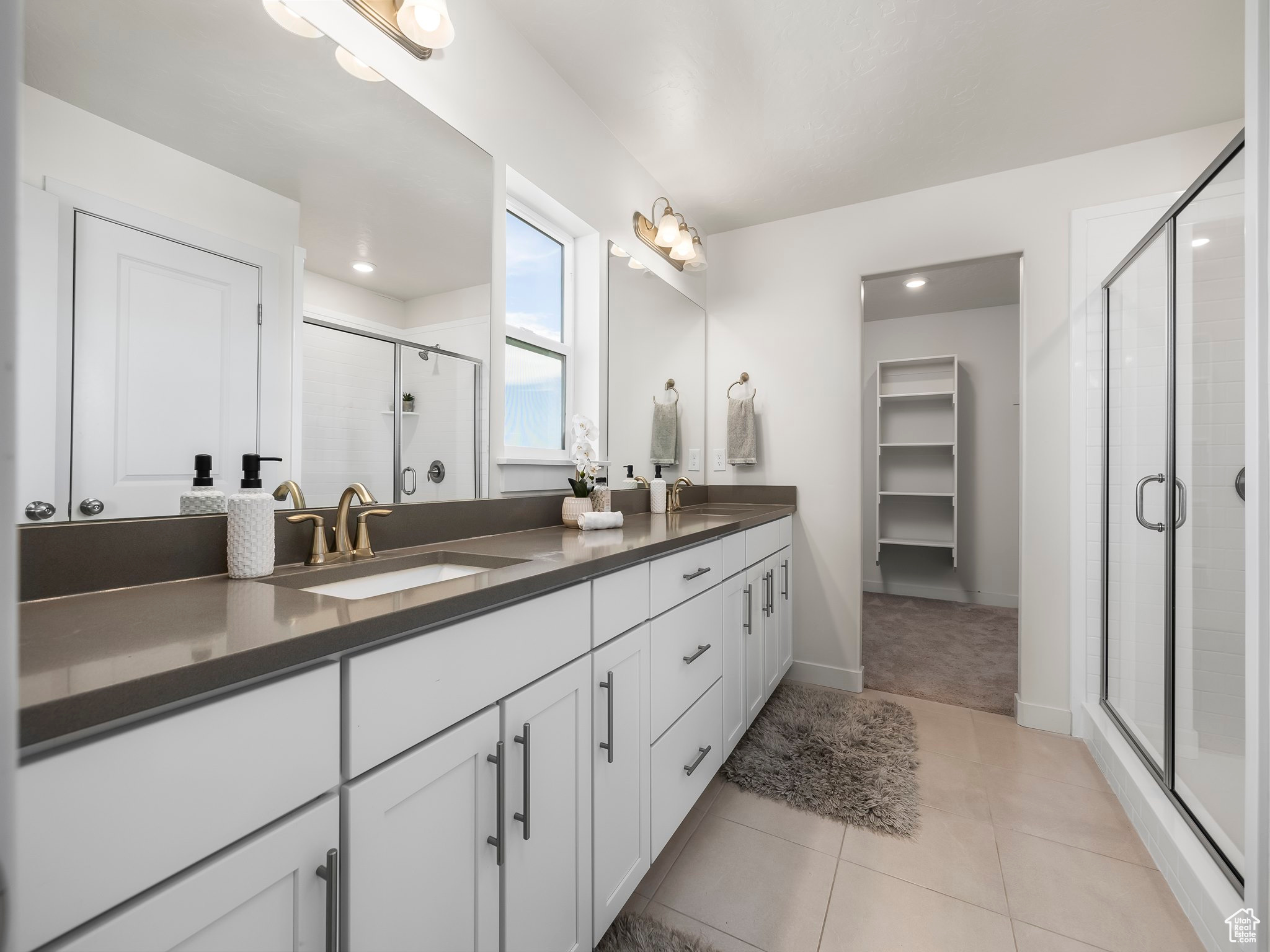 Eagle Mountain, Utah 84005, United States, 4 Bedrooms Bedrooms, ,4 BathroomsBathrooms,Residential,Pending,52649