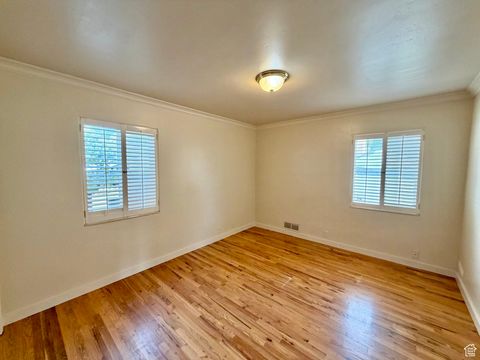 Tiny photo for 343 E 200 S, Kaysville, UT 84037 (MLS # 2119284)