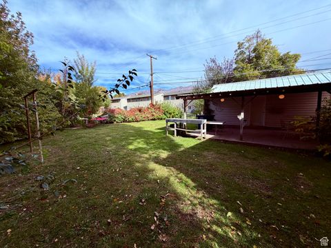 Tiny photo for 343 E 200 S, Kaysville, UT 84037 (MLS # 2119284)