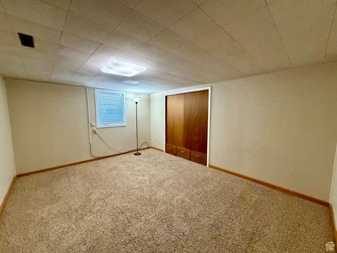Tiny photo for 343 E 200 S, Kaysville, UT 84037 (MLS # 2119284)