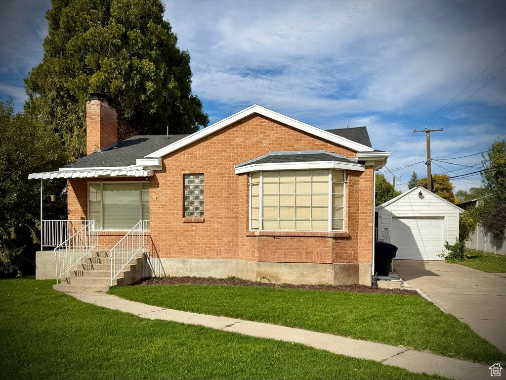 Photo of 343 E 200 S, Kaysville, UT 84037 (MLS # 2119284)
