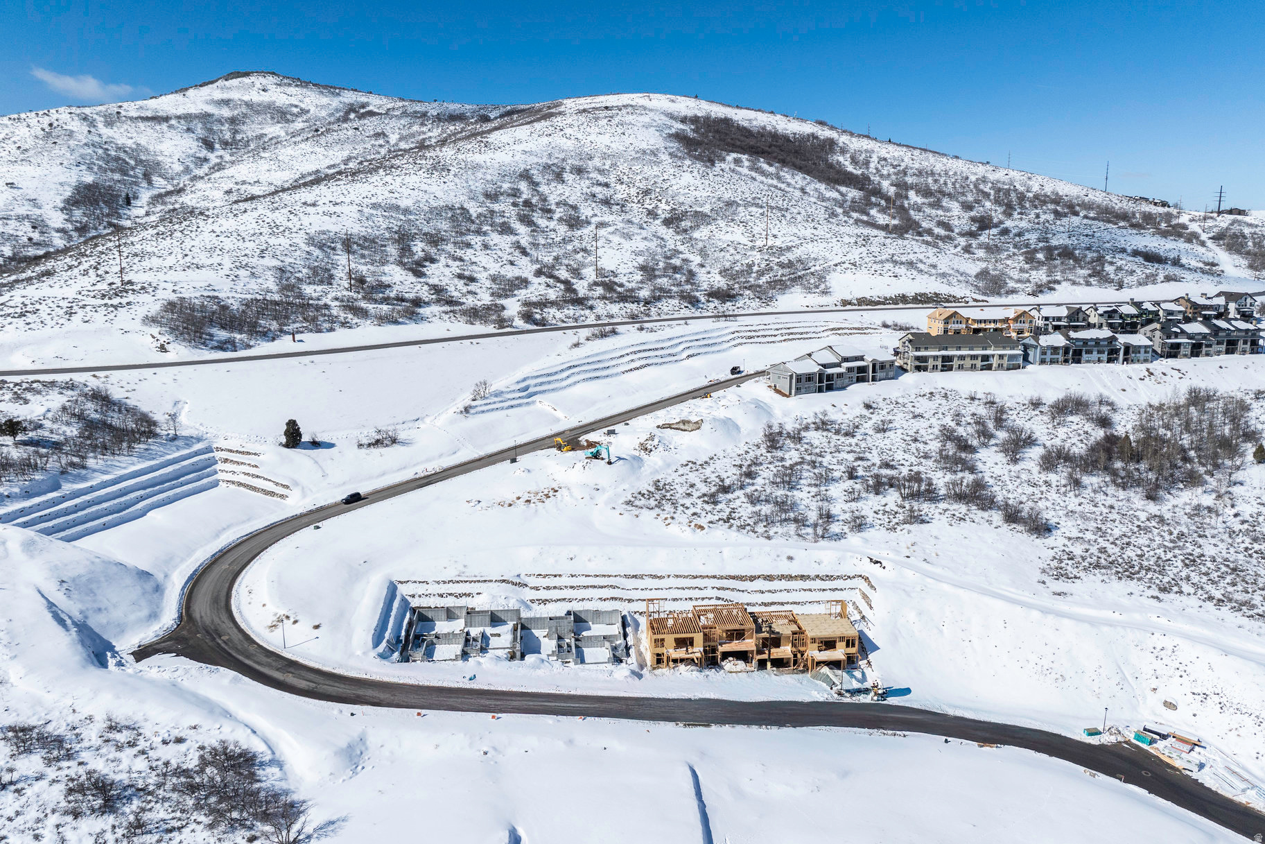 DEER SPRINGS - Residential