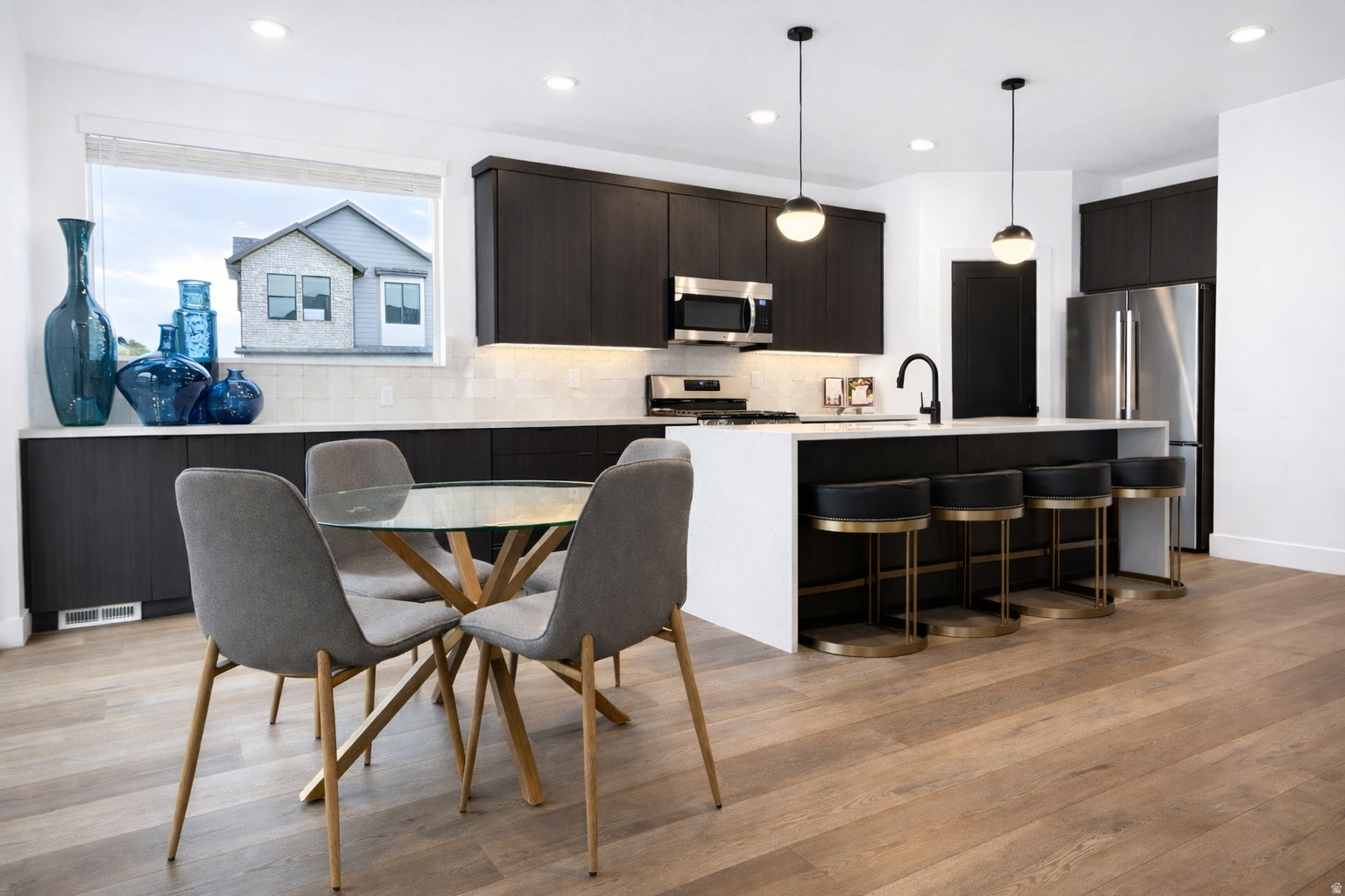 TRAILSIDE RESERVE - Residential