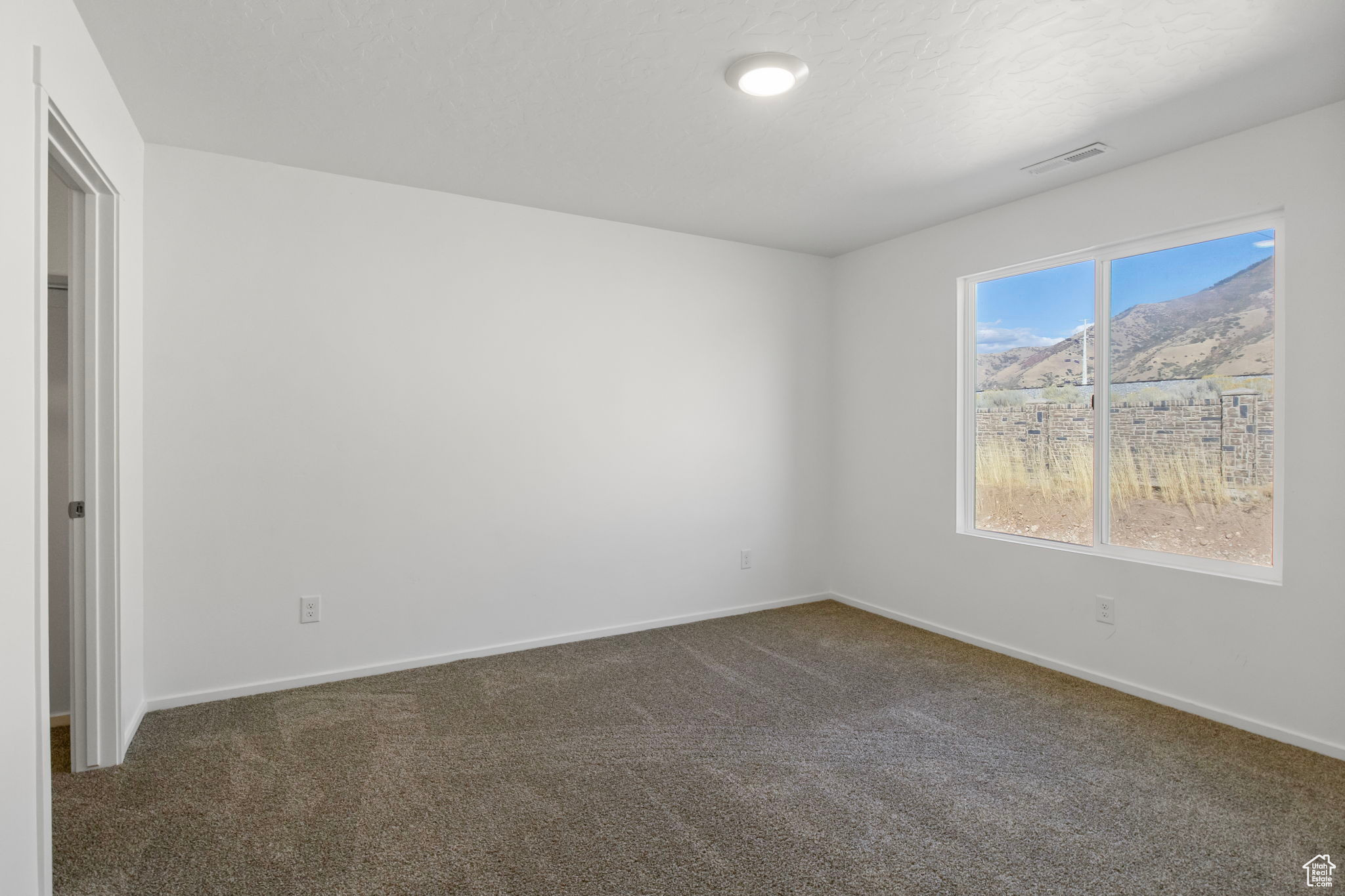QUIET VALLEY - Residential