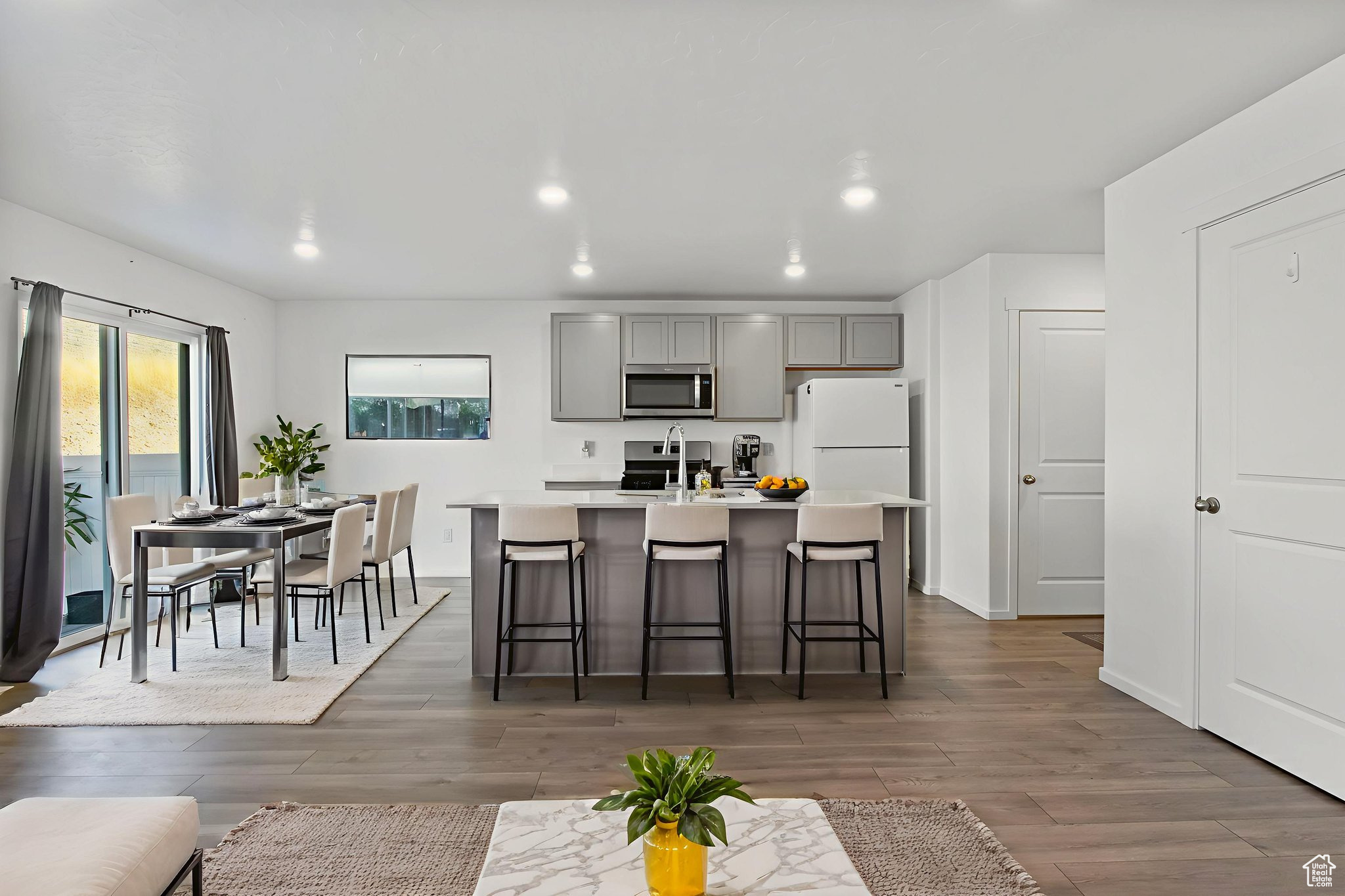 QUIET VALLEY - Residential