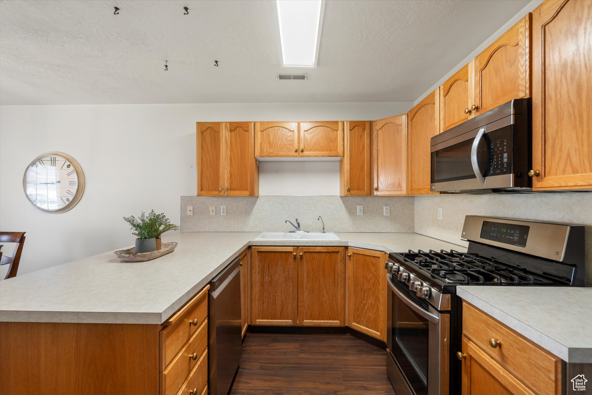 BLACKHAWK TOWNHOUSE - Residential