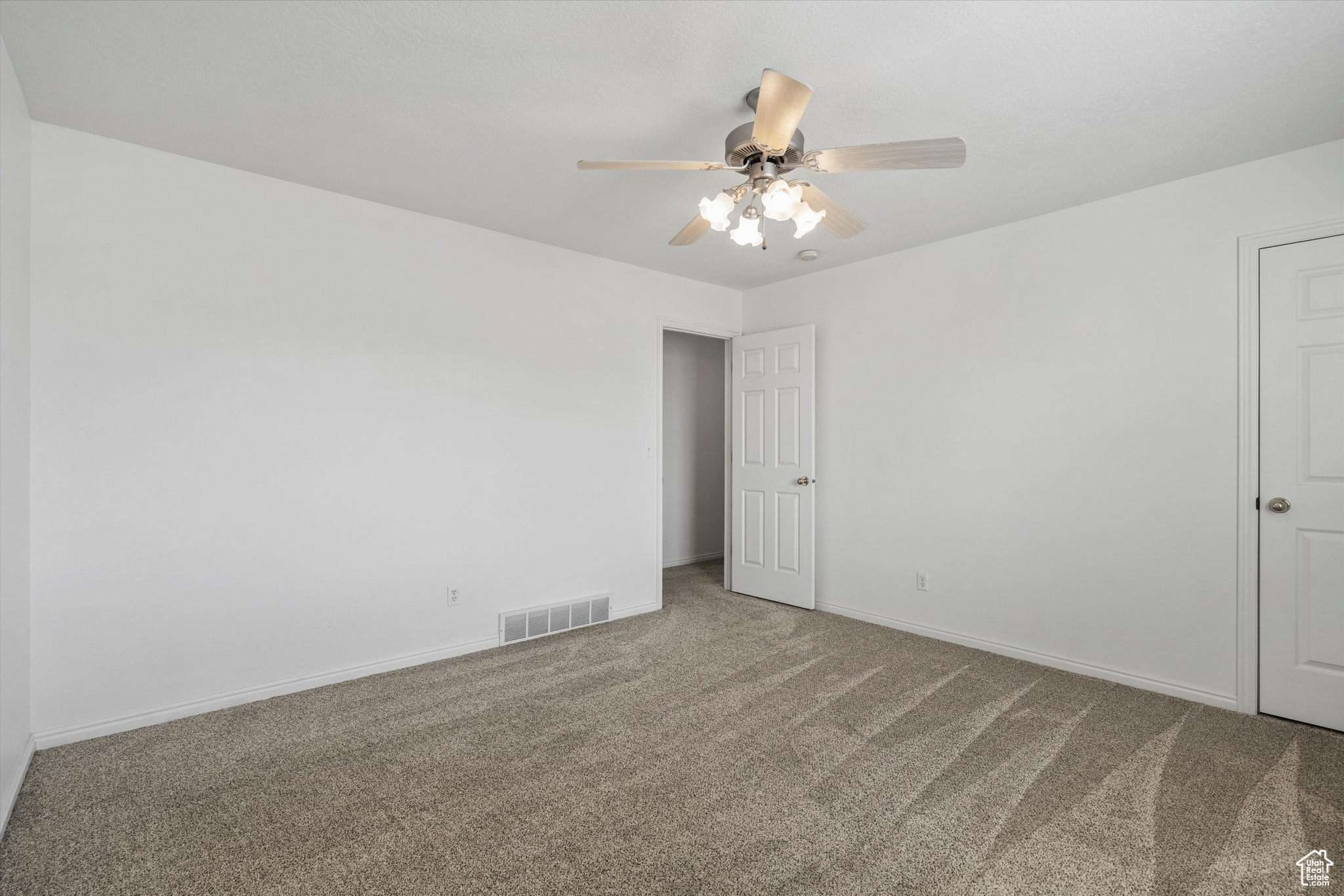BLACKHAWK TOWNHOUSE - Residential
