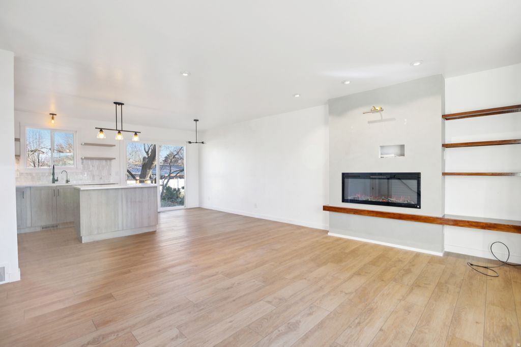 Photo of 569 E ALOHA LN, Sandy, UT 84070 (MLS # 2141956)