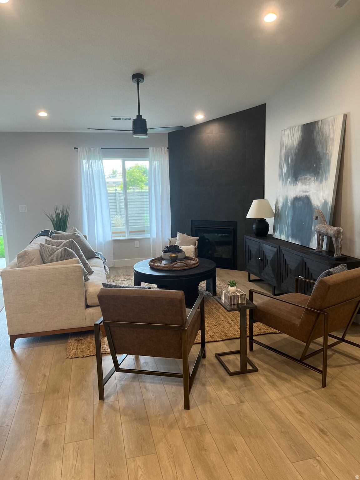 SADIE'S GLENN - Residential