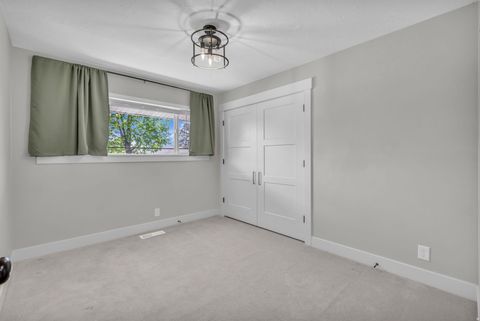 Tiny photo for 1893 E LINCOLN LN, Holladay, UT 84124 (MLS # 2150090)