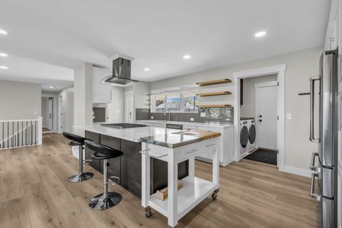 Tiny photo for 1893 E LINCOLN LN, Holladay, UT 84124 (MLS # 2150090)