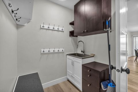 Tiny photo for 1893 E LINCOLN LN, Holladay, UT 84124 (MLS # 2150090)