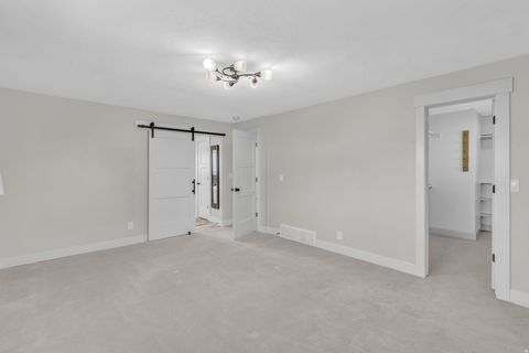 Tiny photo for 1893 E LINCOLN LN, Holladay, UT 84124 (MLS # 2150090)
