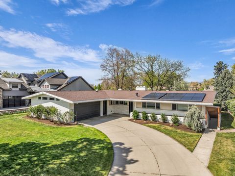 Tiny photo for 1893 E LINCOLN LN, Holladay, UT 84124 (MLS # 2150090)