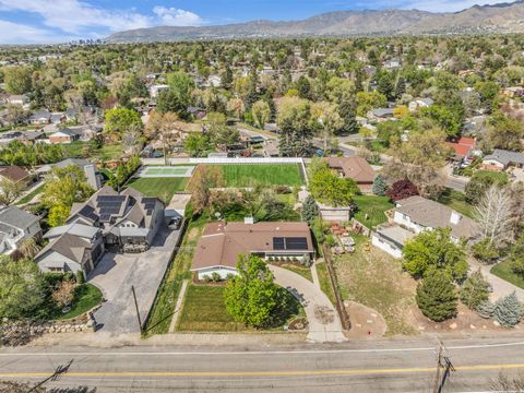 Tiny photo for 1893 E LINCOLN LN, Holladay, UT 84124 (MLS # 2150090)