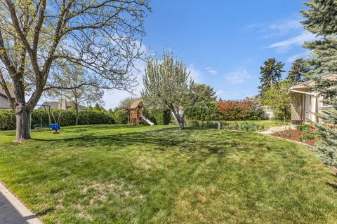 Tiny photo for 1893 E LINCOLN LN, Holladay, UT 84124 (MLS # 2150090)