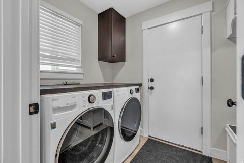 Tiny photo for 1893 E LINCOLN LN, Holladay, UT 84124 (MLS # 2150090)