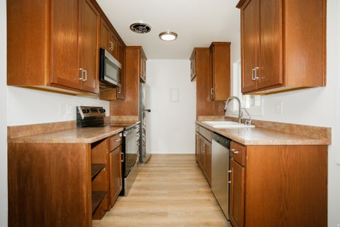Photo of 616 N OAKLEY ST W #B307, Salt Lake City, UT 84116 (MLS # 2179269)