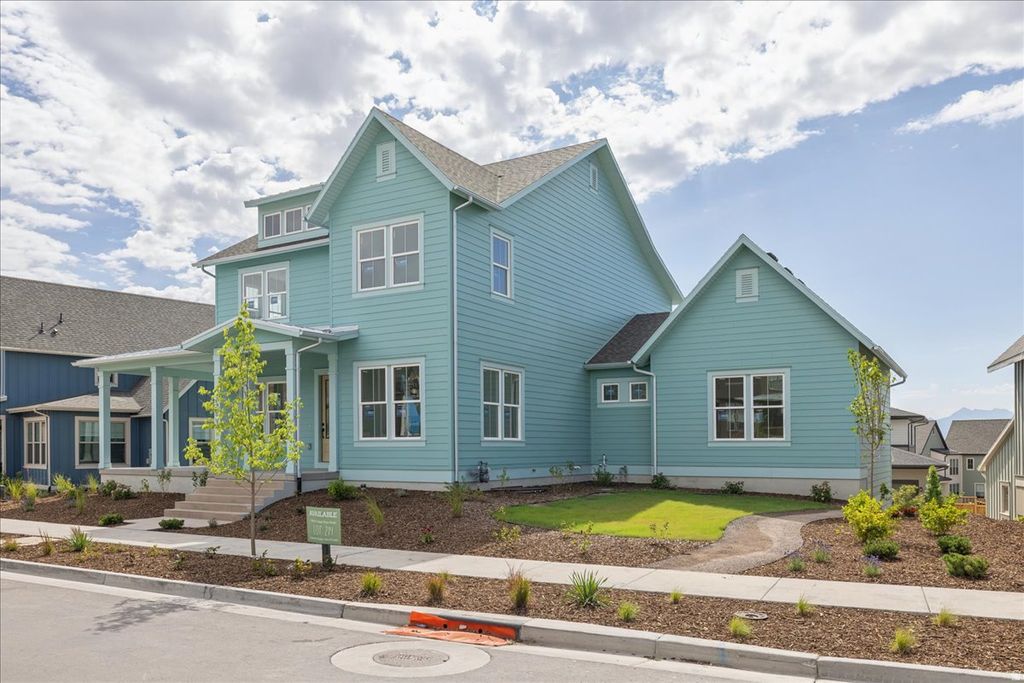 Photo of 7189 S SAGE RD #214, West Jordan, UT 84081 (MLS # 2169310)
