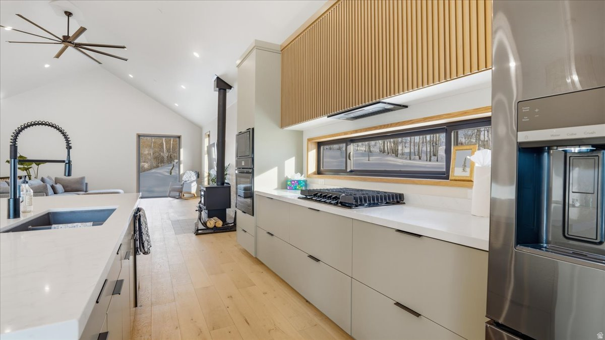 TIMBER LAKES - Residential