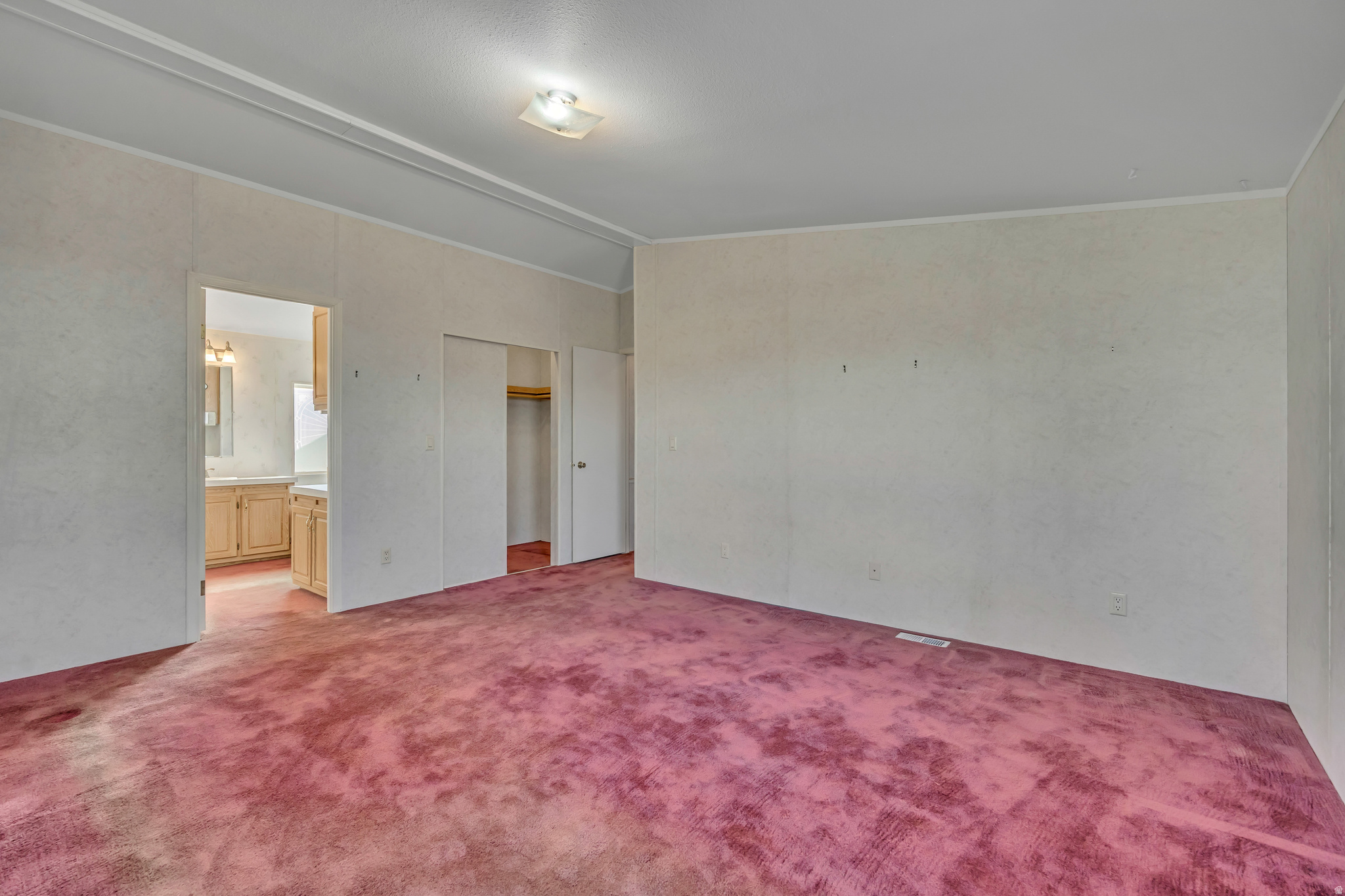 COUNTRY MEADOWS COMMUNITY - Residential