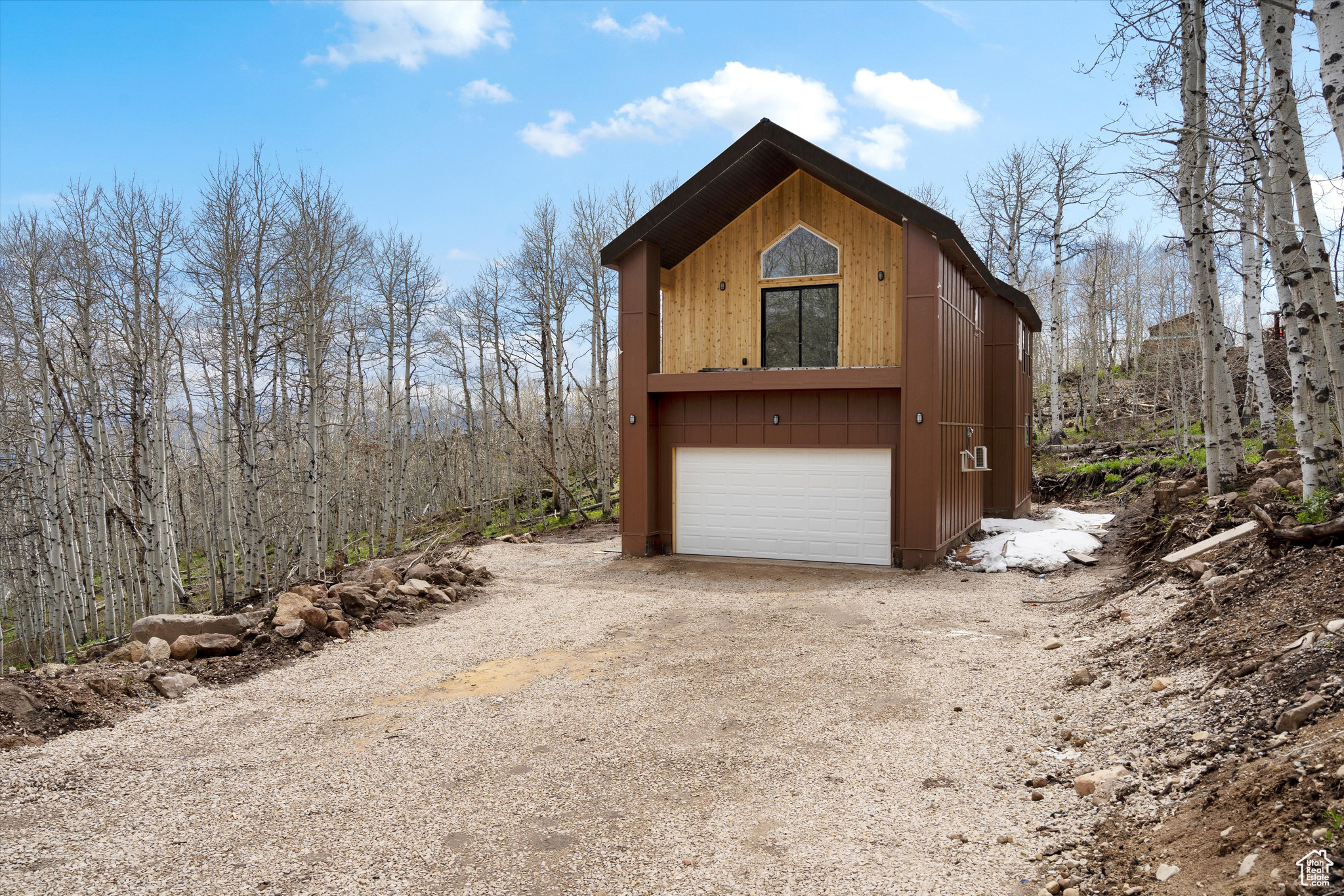 PINE MEADOW RANCH - Residential