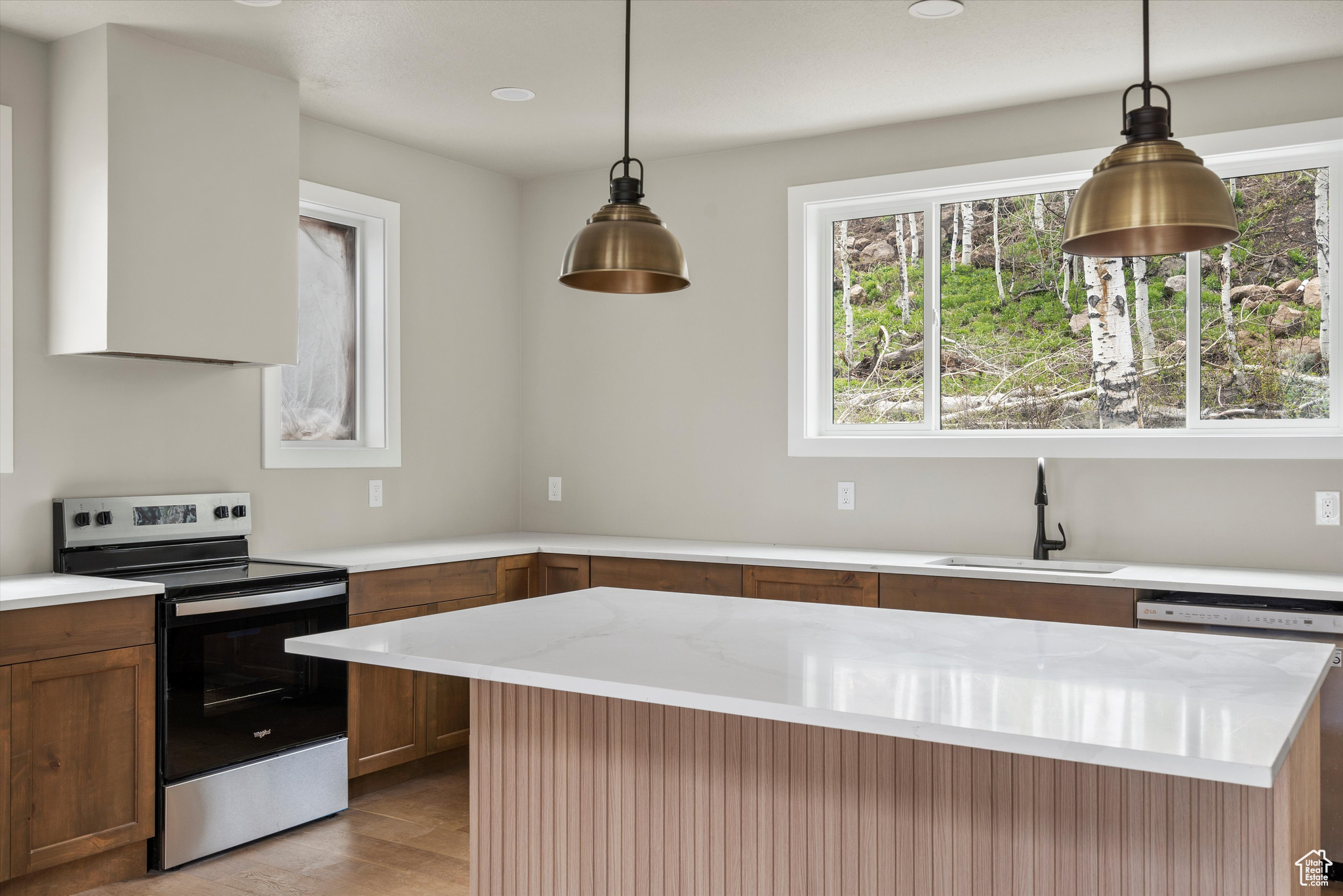 PINE MEADOW RANCH - Residential