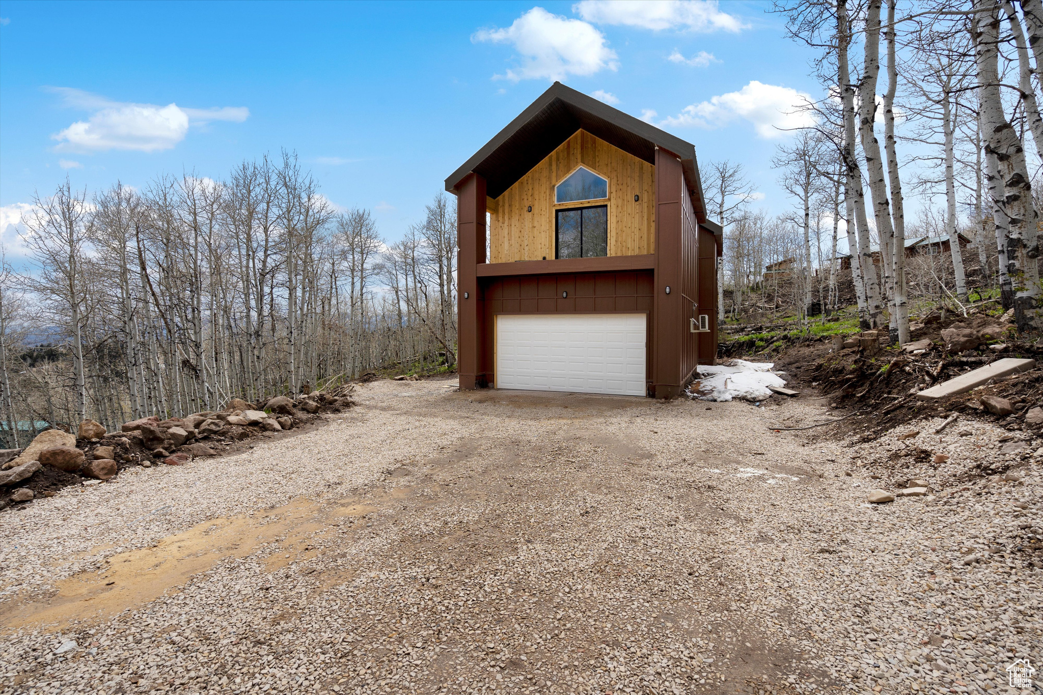 PINE MEADOW RANCH - Residential