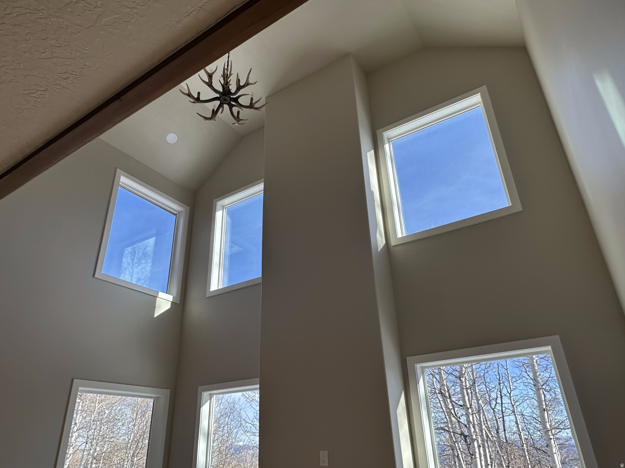 PINE MEADOW RANCH - Residential