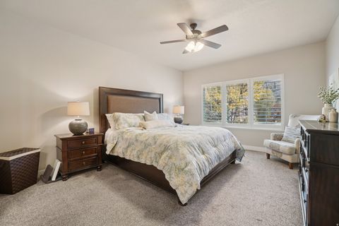 Tiny photo for 378 N THURSTON LN, Layton, UT 84040 (MLS # 2125175)
