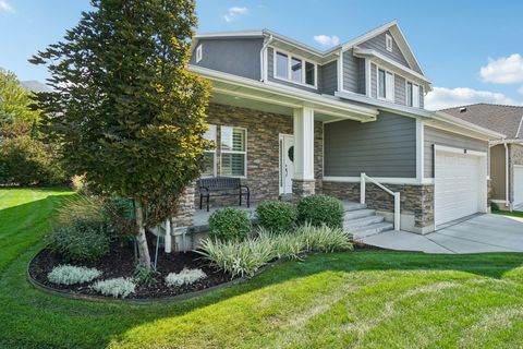 Tiny photo for 378 N THURSTON LN, Layton, UT 84040 (MLS # 2125175)