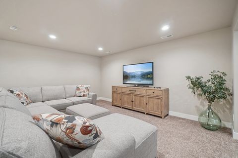 Tiny photo for 378 N THURSTON LN, Layton, UT 84040 (MLS # 2125175)