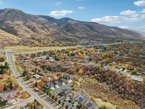 Tiny photo for 378 N THURSTON LN, Layton, UT 84040 (MLS # 2125175)