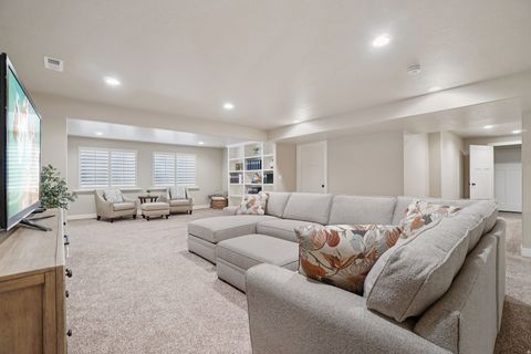 Tiny photo for 378 N THURSTON LN, Layton, UT 84040 (MLS # 2125175)